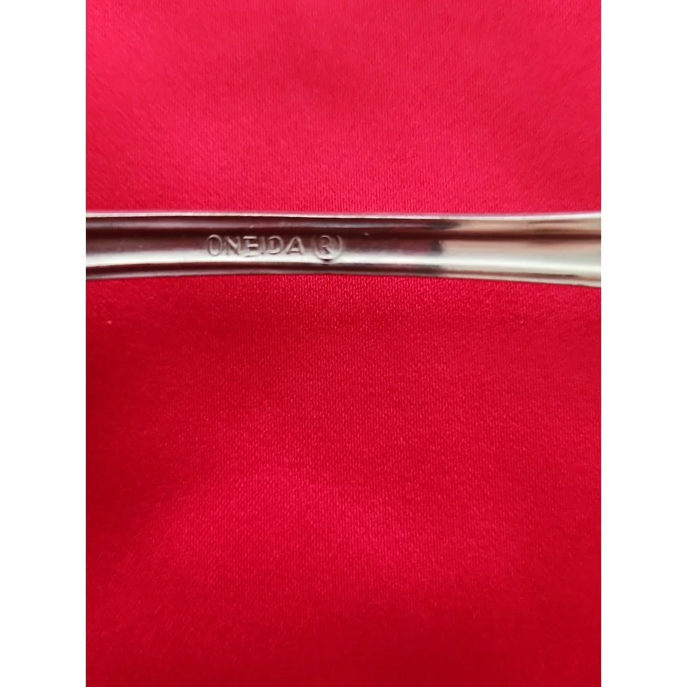 Oneida Dublin Teaspoons 6.25